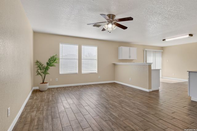 3726 Amber Leaf, San Antonio, TX 78245