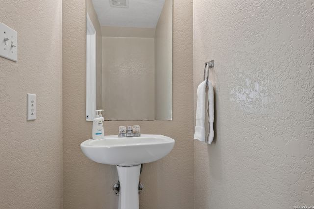 3726 Amber Leaf, San Antonio, TX 78245