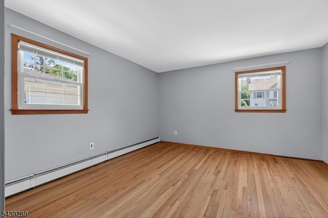 348 W Emerson Ave, Rahway City, NJ 07065