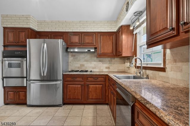 348 W Emerson Ave, Rahway City, NJ 07065