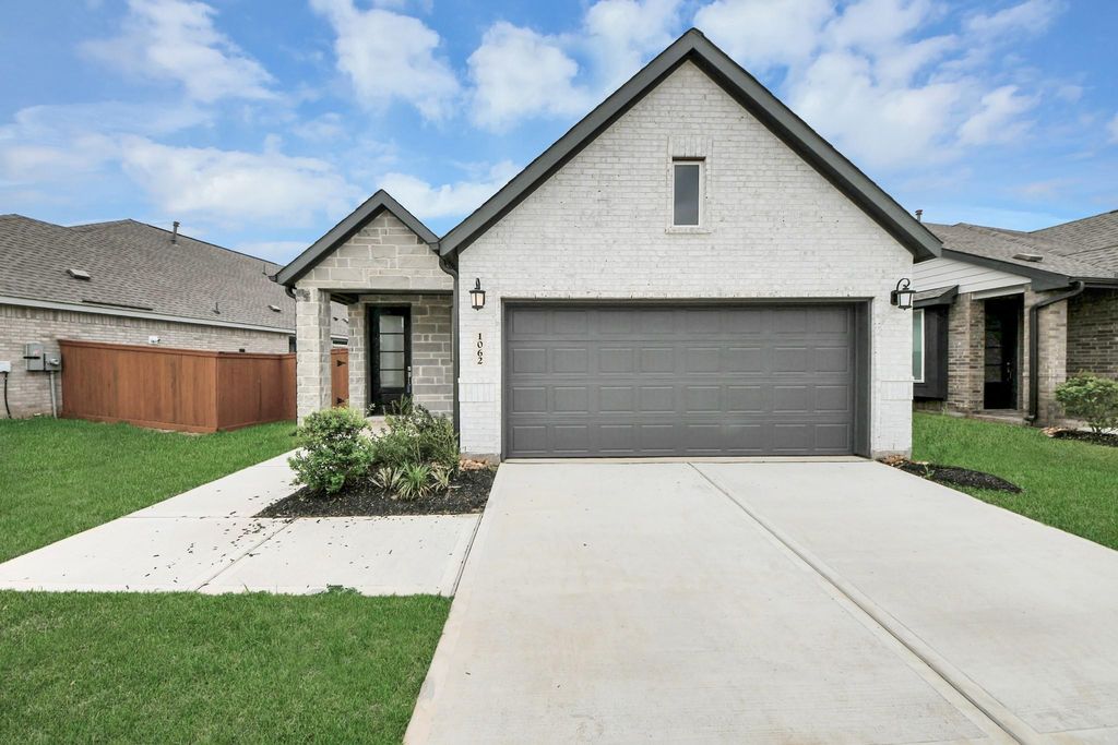1062 Blue Stone Drive, Beasley, TX 77417