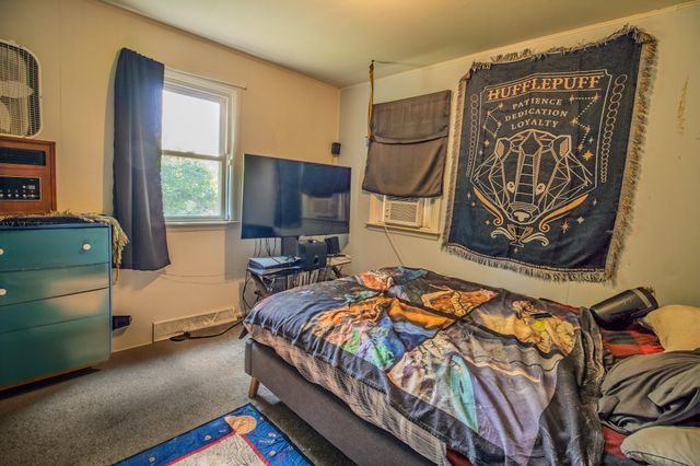 712 S Lagrave Street, Paw Paw, MI 49079