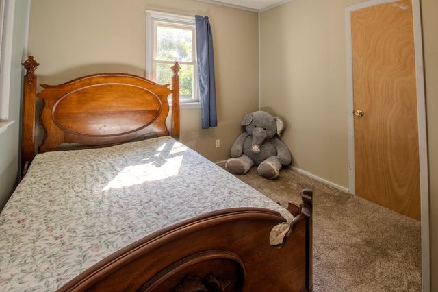 712 S Lagrave Street, Paw Paw, MI 49079