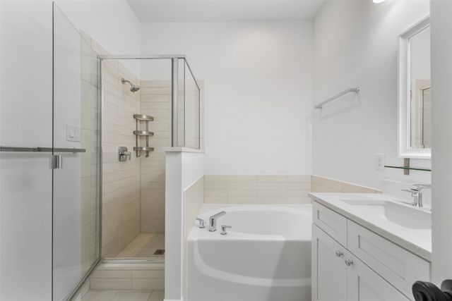 1015 Fleetwood Cove Drive, Grand Prairie, TX 75052