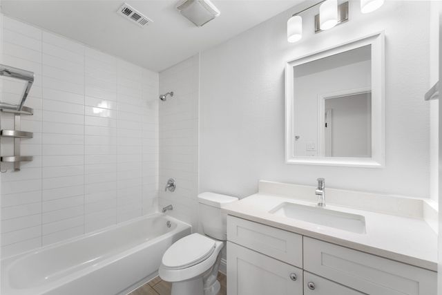 1015 Fleetwood Cove Drive, Grand Prairie, TX 75052