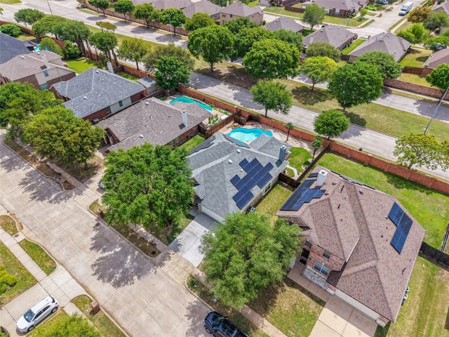 1015 Fleetwood Cove Drive, Grand Prairie, TX 75052