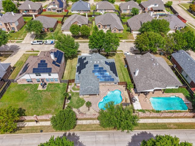 1015 Fleetwood Cove Drive, Grand Prairie, TX 75052