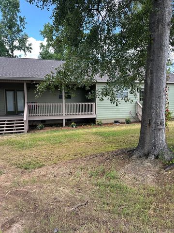 183 Chestnutt Road, Slocomb, AL 36375