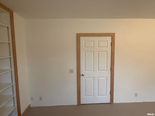 15937 E US 24 Highway, Lewistown, IL 61542