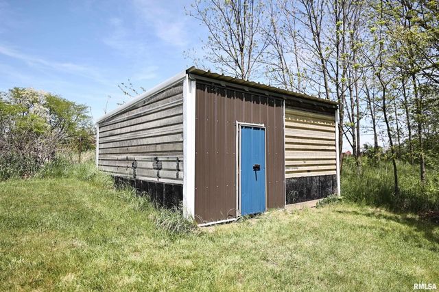 15937 E US 24 Highway, Lewistown, IL 61542