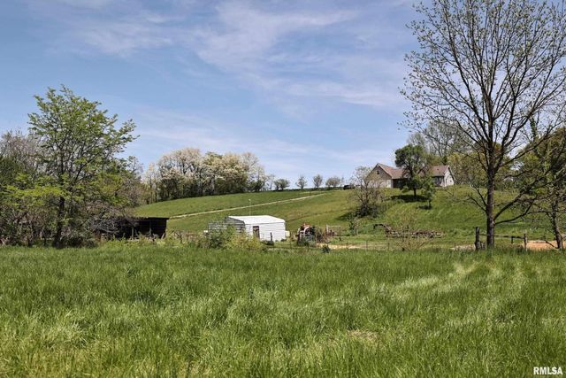 15937 E US 24 Highway, Lewistown, IL 61542