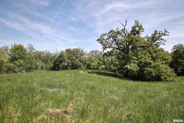 15937 E US 24 Highway, Lewistown, IL 61542