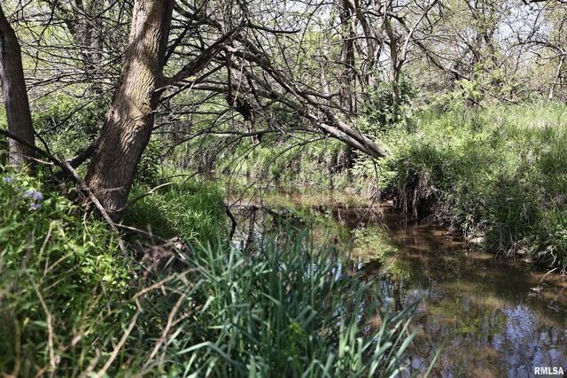 15937 E US 24 Highway, Lewistown, IL 61542