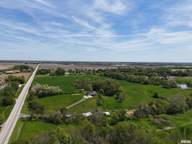 15937 E US 24 Highway, Lewistown, IL 61542