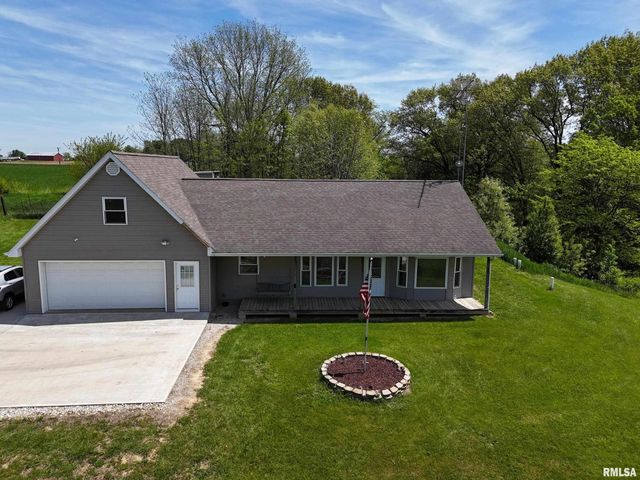 15937 E US 24 Highway, Lewistown, IL 61542