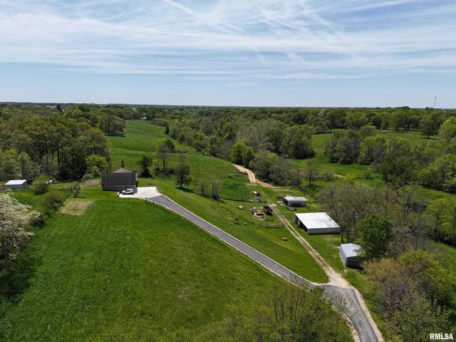 15937 E US 24 Highway, Lewistown, IL 61542