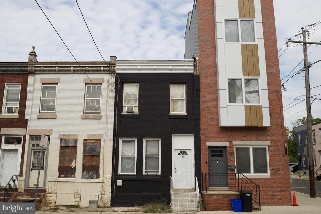925 SUSQUEHANNA AVE, PHILADELPHIA, PA 19122 — exterior