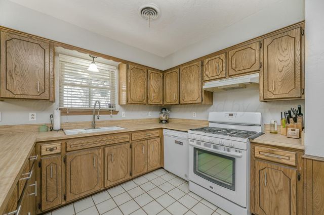 6304 ANTON Place, Amarillo, TX 79109