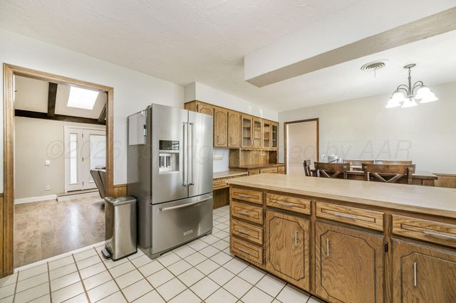 6304 ANTON Place, Amarillo, TX 79109