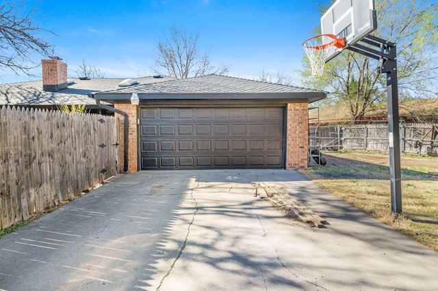 6304 ANTON Place, Amarillo, TX 79109