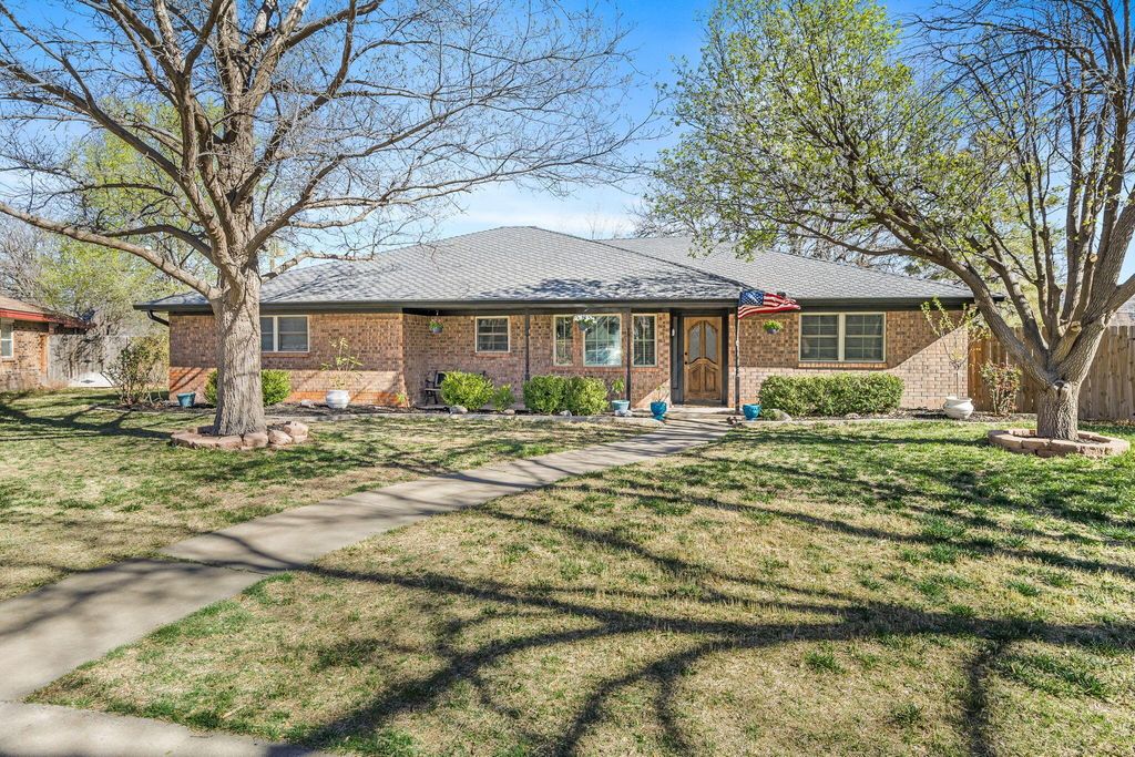 6304 ANTON Place, Amarillo, TX 79109