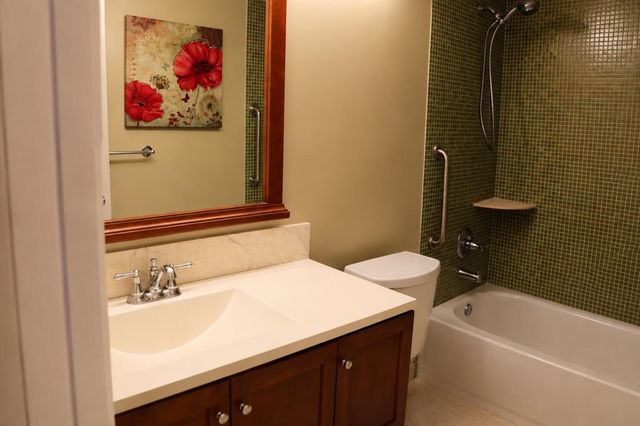 554 Mansfield N, Boca Raton, FL 33434