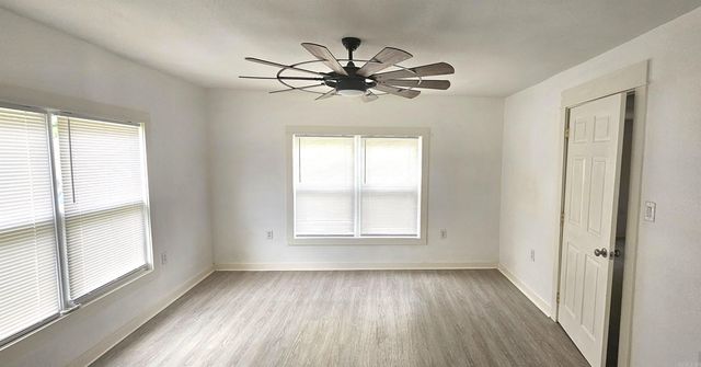 2720 S Spring Street, Little Rock, AR 72206