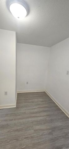 2720 S Spring Street, Little Rock, AR 72206