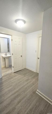 2720 S Spring Street, Little Rock, AR 72206