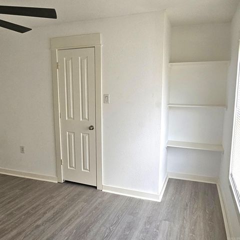 2720 S Spring Street, Little Rock, AR 72206