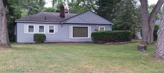 165 Wabasso Street, Wolverine Lake, MI 48390