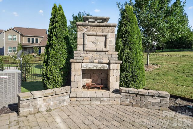 15319 Venezia Lane, Huntersville, NC 28078