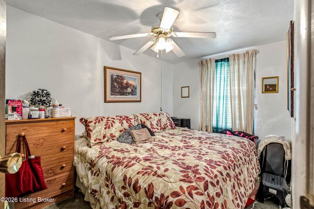 441 Saguaro Dr, Louisville, KY 40229