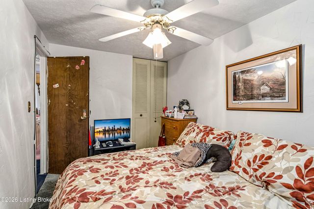 441 Saguaro Dr, Louisville, KY 40229