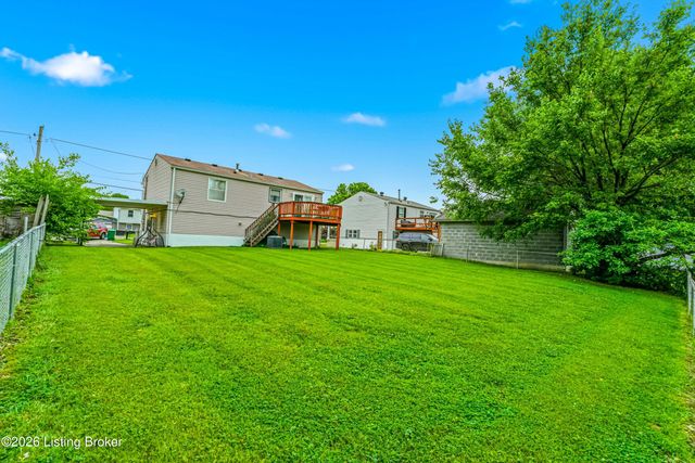 441 Saguaro Dr, Louisville, KY 40229