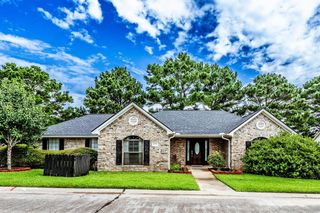 1608 Durham Drive, Huntsville, TX 77340