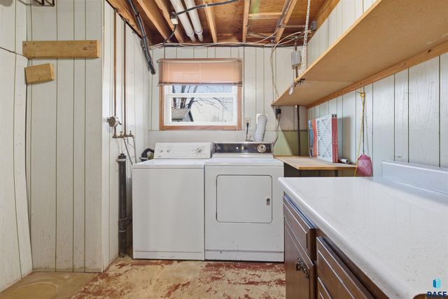 3921 E Claudette Dr Drive, Sioux Falls, SD 57103