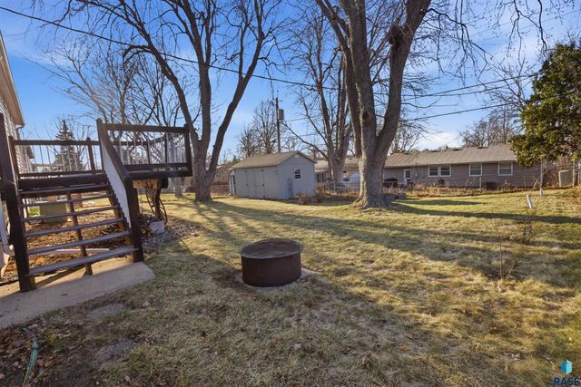 3921 E Claudette Dr Drive, Sioux Falls, SD 57103