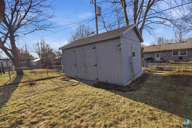 3921 E Claudette Dr Drive, Sioux Falls, SD 57103