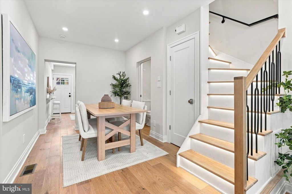 1339 S 7TH ST, PHILADELPHIA, PA 19147 — photo 3
