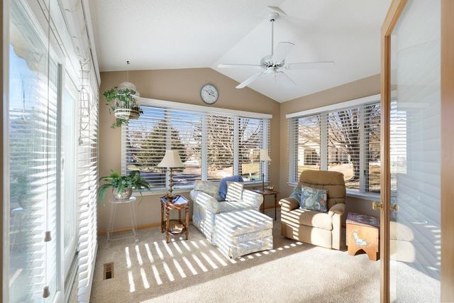 1100 Stratford Lane E, Burnsville, MN 55337