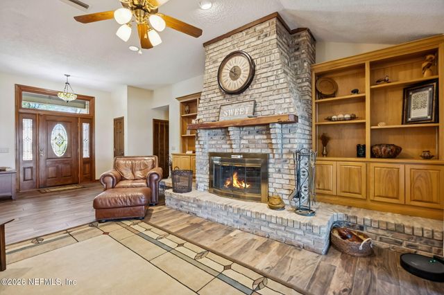 97146 PIRATES POINT Road, Yulee, FL 32097