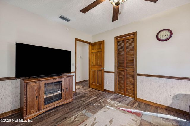 97146 PIRATES POINT Road, Yulee, FL 32097