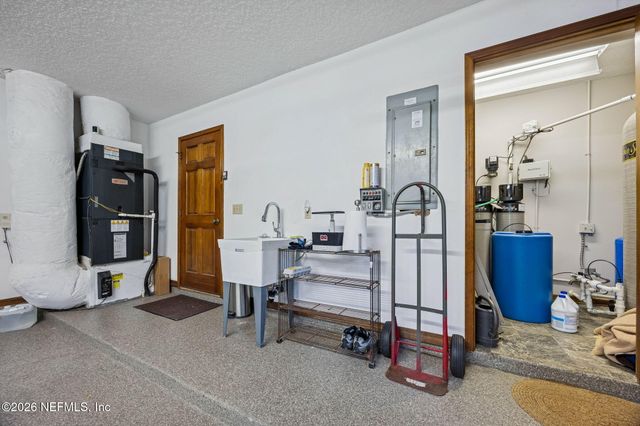 97146 PIRATES POINT Road, Yulee, FL 32097