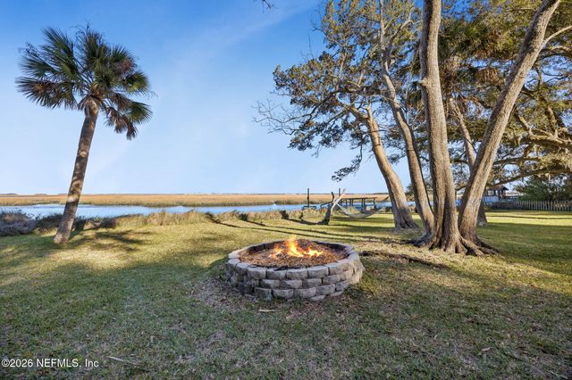 97146 PIRATES POINT Road, Yulee, FL 32097