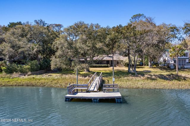 97146 PIRATES POINT Road, Yulee, FL 32097