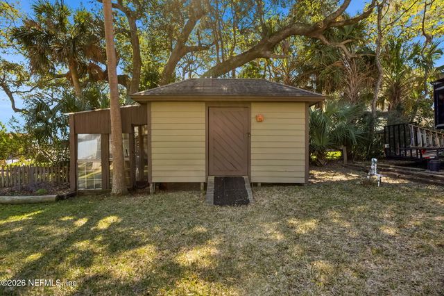 97146 PIRATES POINT Road, Yulee, FL 32097