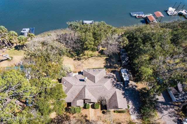 97146 PIRATES POINT Road, Yulee, FL 32097