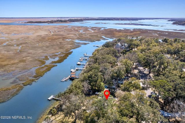 97146 PIRATES POINT Road, Yulee, FL 32097