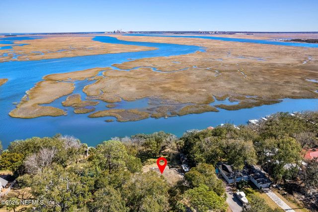 97146 PIRATES POINT Road, Yulee, FL 32097